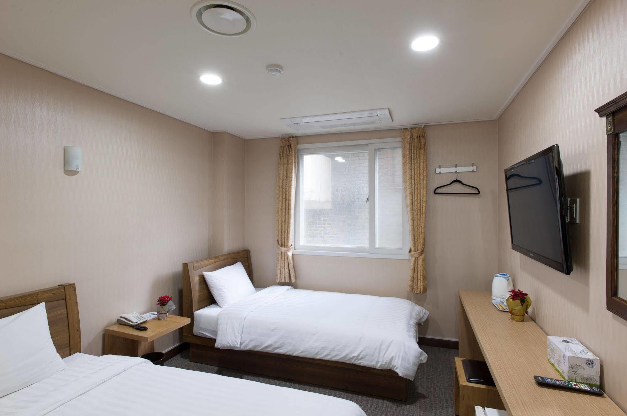 סיאול Benikea Hotel Flower מראה חיצוני תמונה