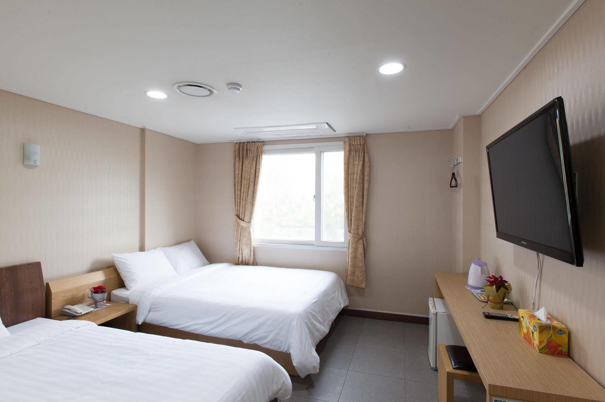 סיאול Benikea Hotel Flower מראה חיצוני תמונה