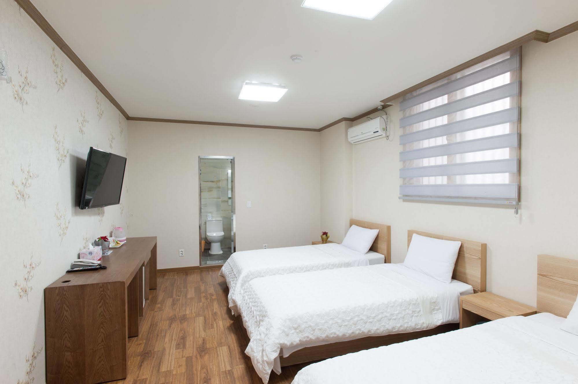סיאול Benikea Hotel Flower מראה חיצוני תמונה